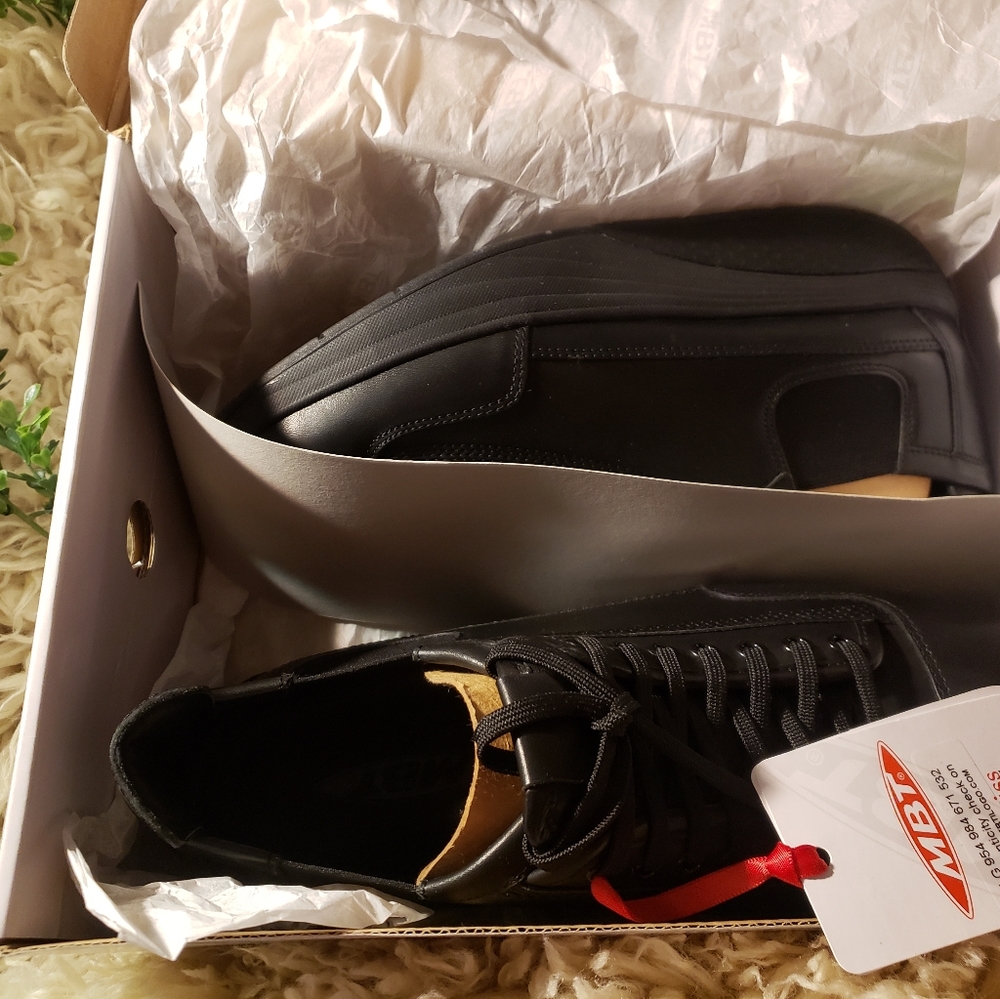 MBT Shoes - Picture 5 of 5